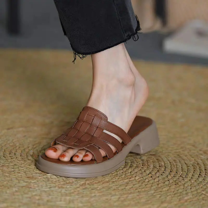 Ladies Genuine Leather Roman Style Sandals Slippers Women Summer Outside Shoes Outer Wear Flat Woven Soft Leather Slides Women