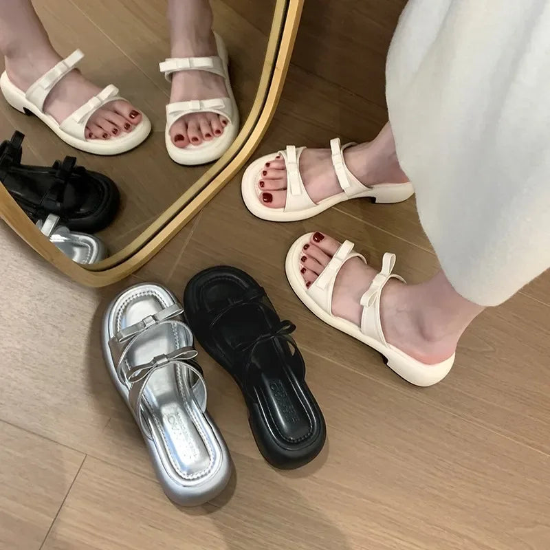 New Summer Silver Woman Slippers Fashion Open Toe Bowtie Sandals 2024 Black Ladies Comfort Beach Shoes Zapatillas De Mujer