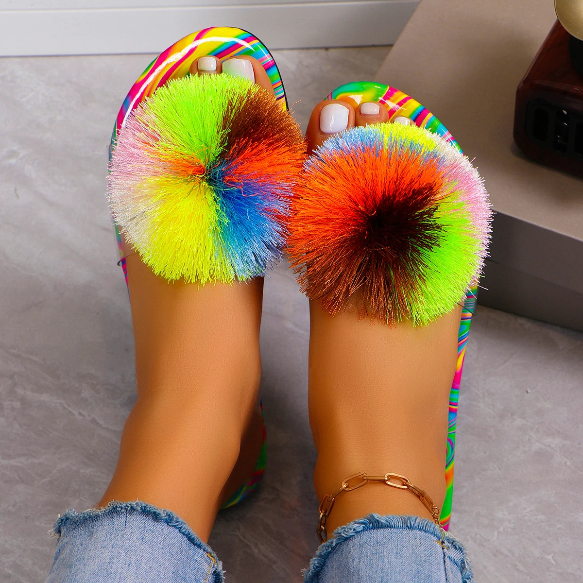 Ladies Summer sandals Fashion Casual Flat Retro Slippers Crystal Shoes Sandals Casual Sandals Women Beach Flip Flops Jelly Shoes