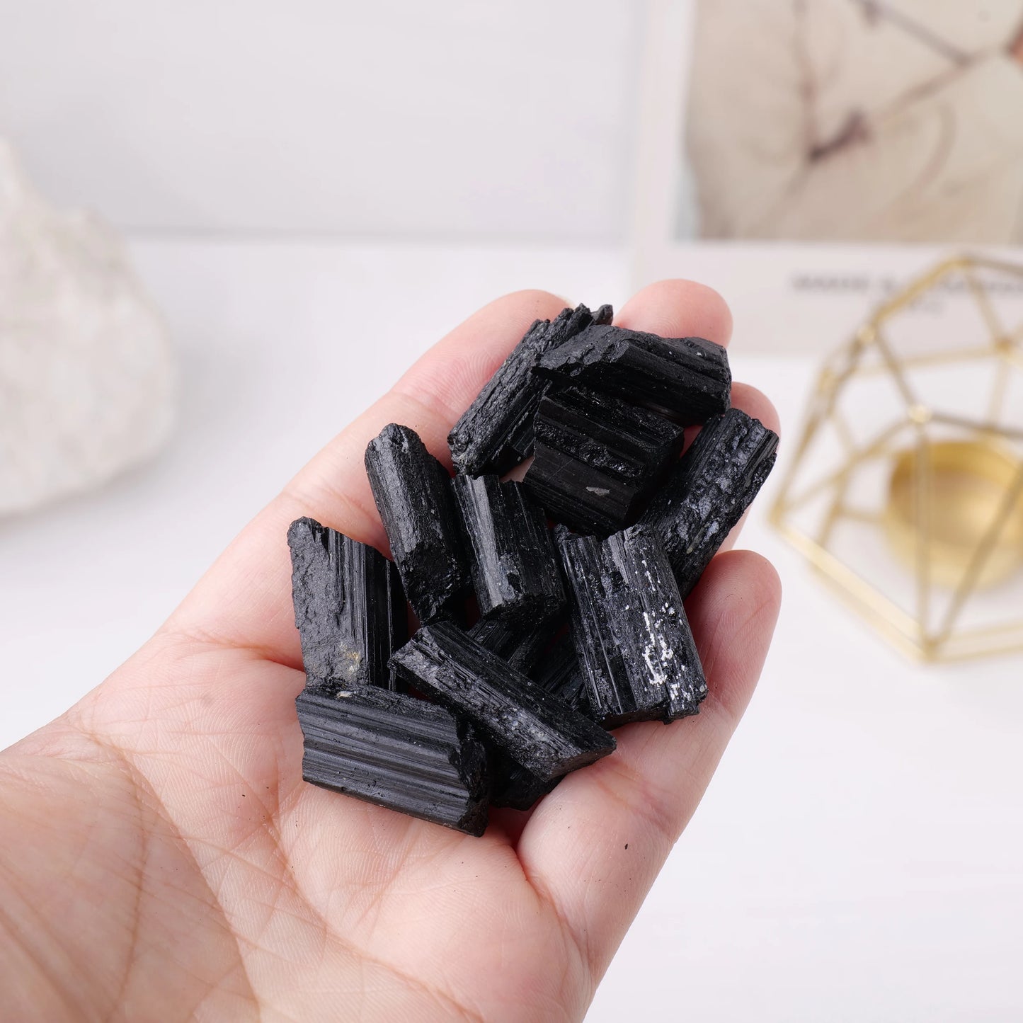 50G/BAG Natural Crystal Black Tourmaline Raw Stone ILrregular Size Reiki Healing Energy Gemstone Mineral Specimen Home Decora